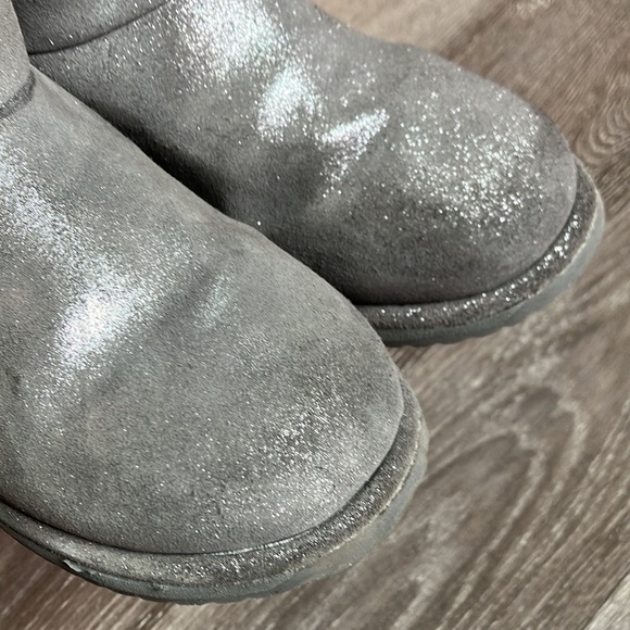 EMU - Picture 11 of 17